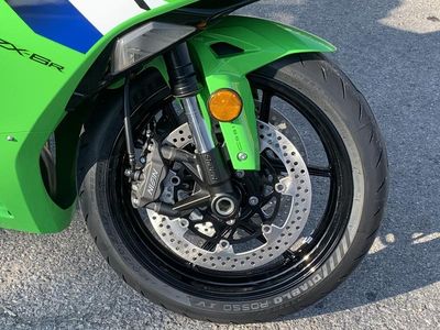 2026 Kawasaki Ninja ZX-6R - Photo 10