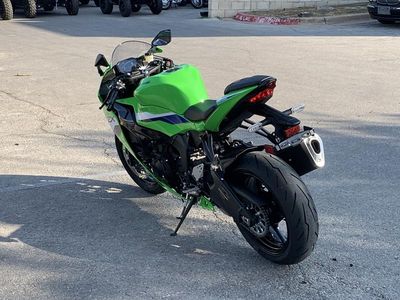 2026 Kawasaki Ninja ZX-6R - Photo 6