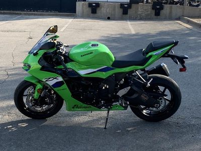 2026 Kawasaki Ninja ZX-6R - Photo 5