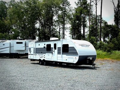 2025 Forest River Salem Cruise Lite — front three-quarter view