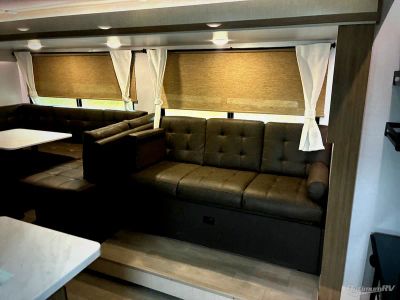 2025 Forest River Salem Cruise Lite — photo 7 view
