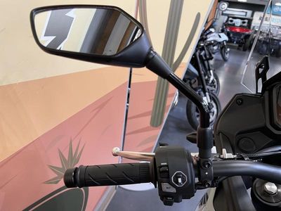 2025 Honda Transalp - Photo 7