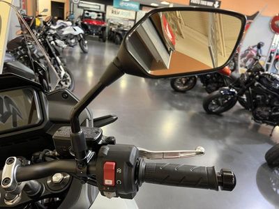 2025 Honda Transalp - Photo 9