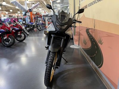 2025 Honda Transalp - Photo 2