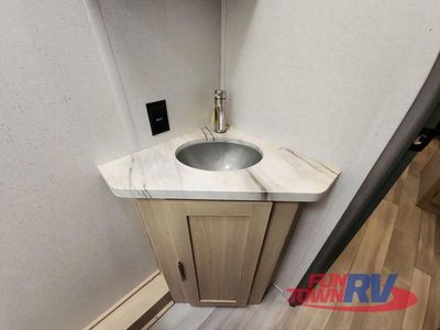 2023 Forest River RV Wildwood FSX - Photo 36