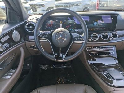 2022 Mercedes-Benz E-Class - Photo 13