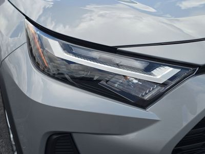 2025 Toyota RAV4 - Photo 7