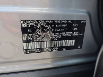2025 Toyota RAV4 - Photo 28