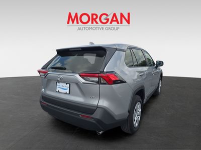 2025 Toyota RAV4 - Photo 4