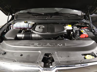 2025 Ram 1500 — photo 9 view