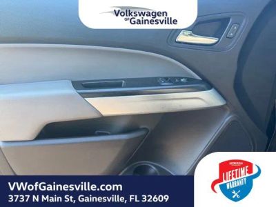 2018 Chevrolet Colorado — photo 14 view