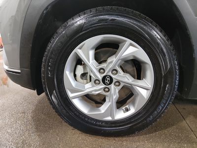 2024 Hyundai Tucson — photo 10 view