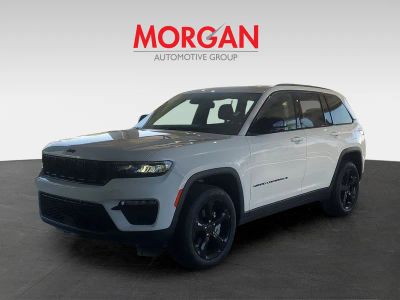 2025 Jeep Grand Cherokee — interior view