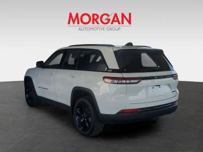 2025 Jeep Grand Cherokee — rear three-quarter view