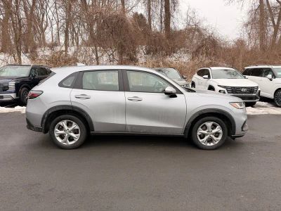 2023 Honda HR-V LX - Photo 4