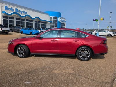 2023 Honda Accord - Photo 2