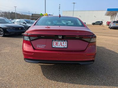2023 Honda Accord - Photo 4