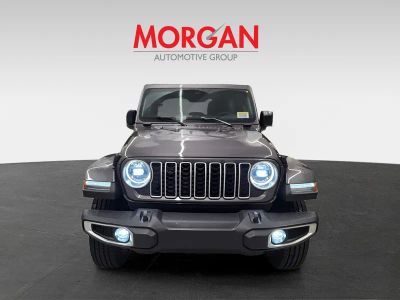 2026 Jeep Wrangler — photo 8 view