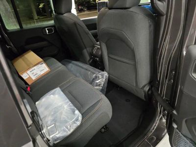 2026 Jeep Wrangler — photo 29 view