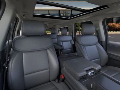 2026 Ford Expedition Max — photo 8 view