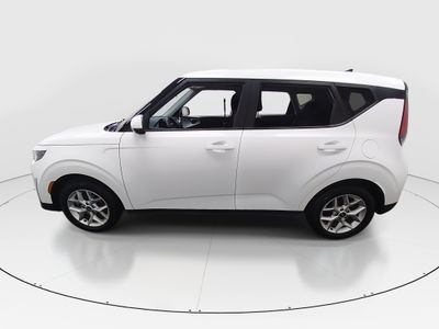 2023 Kia Soul - Photo 4