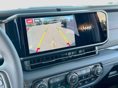 2026 Jeep Wrangler — photo 14 view