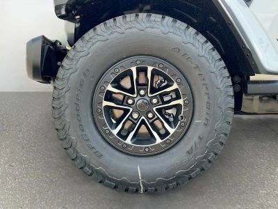 2026 Jeep Wrangler — photo 29 view