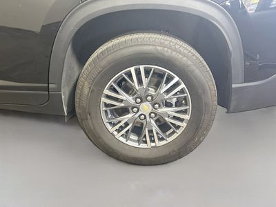 2025 Chevrolet Traverse - Photo 27