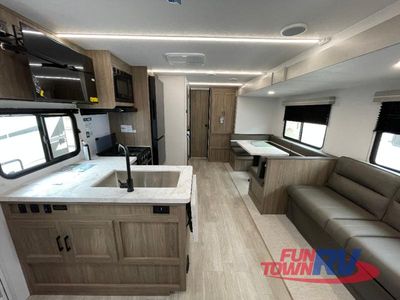 2026 Coachmen RV Freedom Express Select - Photo 14
