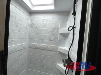 2026 Coachmen RV Freedom Express Select - Photo 24