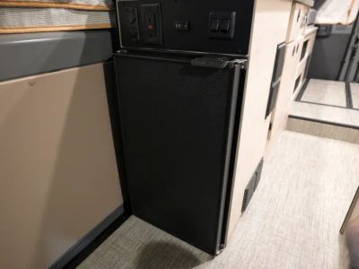 2027 Winnebago SOLIS — photo 8 view