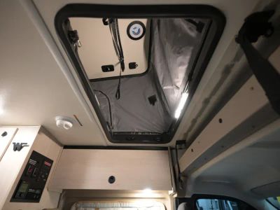 2027 Winnebago SOLIS — photo 26 view
