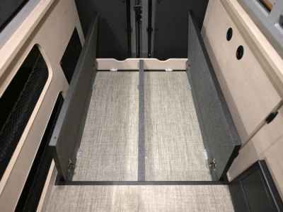 2027 Winnebago SOLIS — photo 22 view
