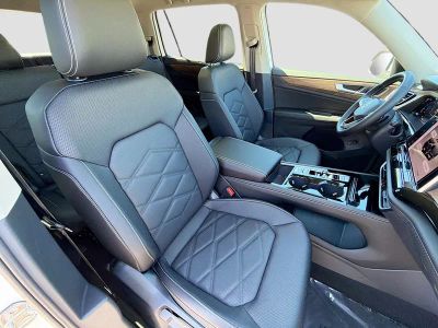 2026 Volkswagen Atlas — photo 14 view