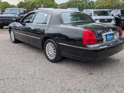 2005 Lincoln Town Car — rear three-quarter view