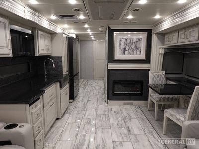2026 Fleetwood Discovery LXE - Photo 5