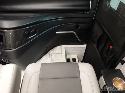 2026 Fleetwood Discovery LXE - Photo 14