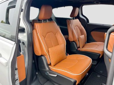 2026 Chrysler Pacifica — photo 30 view