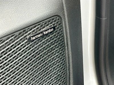 2026 Chrysler Pacifica — photo 18 view