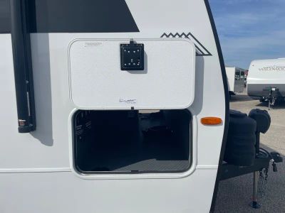 2026 Brinkley RV Model IX - Photo 6