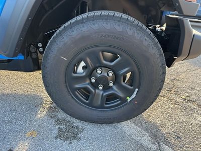 2026 Jeep Wrangler - Photo 13