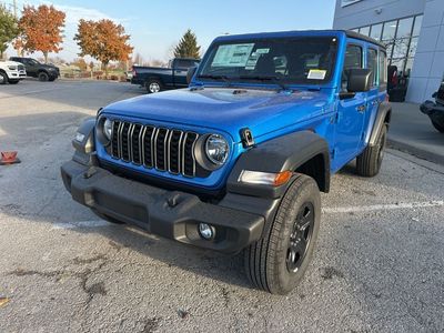 2026 Jeep Wrangler - Photo 5