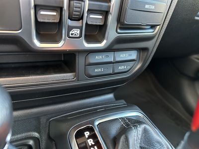 2026 Jeep Wrangler - Photo 15