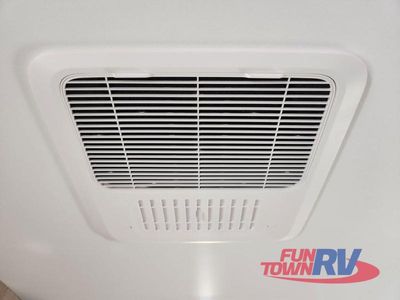 2026 Gulf Stream RV Yellowstone Classic - Photo 36
