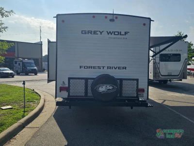 2027 Forest River Cherokee Grey Wolf — photo 8 view