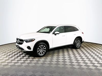2024 Mercedes-Benz GLC - Photo 2