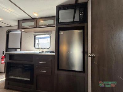 2021 Dutchmen RV Coleman — photo 10 view