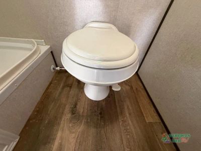 2021 Dutchmen RV Coleman — photo 31 view