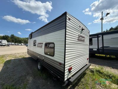 2021 Dutchmen RV Coleman — photo 8 view
