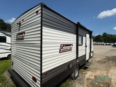 2021 Dutchmen RV Coleman — detail view